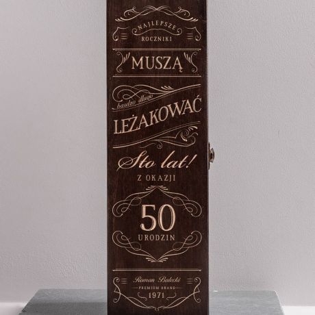 Personalizowana skrzynka na whisky PREZENT NA 50 URODZINY DLA BRATA