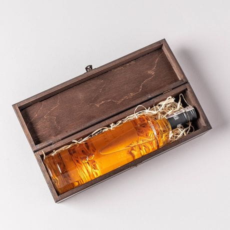 Skrzynka na whisky z grawerem ZDROWIE prezent dla lekarza