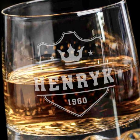 Grawerowana szklanka do whisky PREZENT URODZINOWY DLA MʯCZYZNY