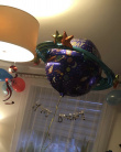 Zdjcie osoby, ktra kupia Balon w pudeku na urodziny PREZENT DLA CHOPCA