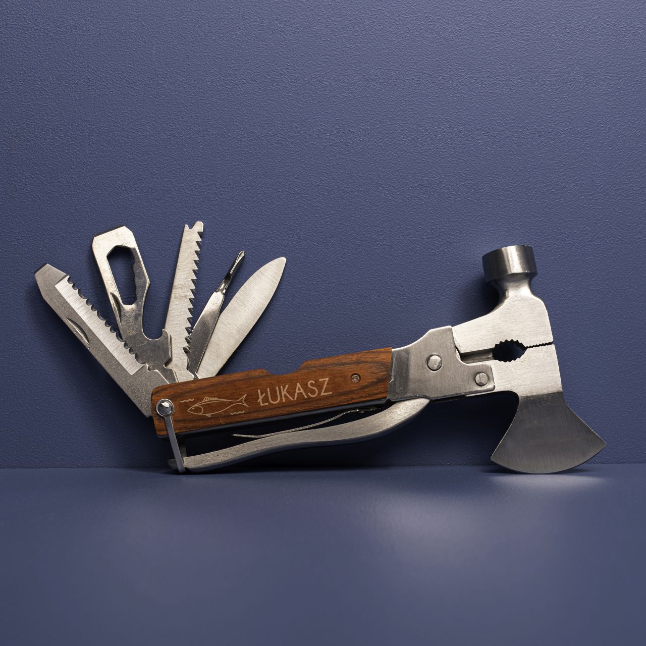 Multitool z grawerem GADŻET DLA WĘDKARZA