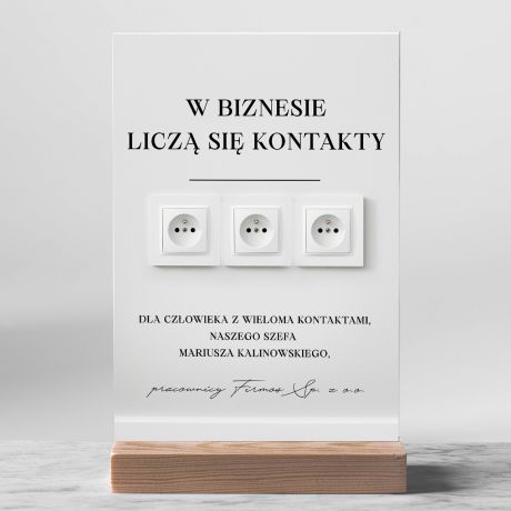 Akrylowa statuetka dla szefa LICZ� SI� KONTAKTY