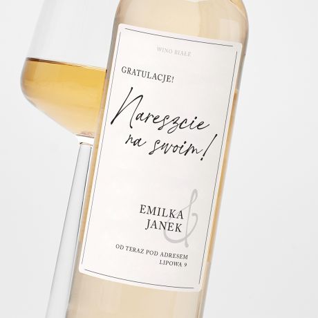 Biae wino NARESZCIE NA SWOIM prezent na parapetwk prezent na nowe mieszkanie wino biae personalizowane wino
