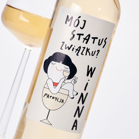 Biae wino z personalizowan etykiet WINNA prezent dla singielki