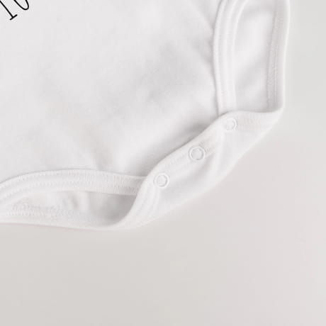 Body dziecice z napisem PREZENT NA BABY SHOWER