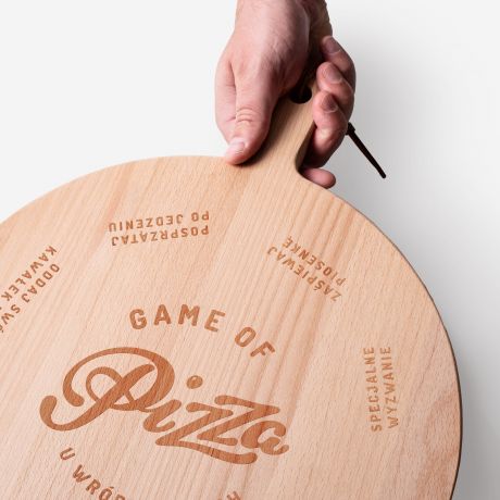 Deska do pizzy z grawerem GAME OF PIZZA