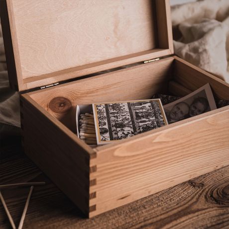 Drewniane pudeko na pamitki lubne NAJWIKSZA PRZYGODA prezent dla mionikw gr pudeko personalizowane