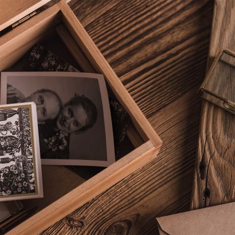 Drewniane pudeko na pamitki lubne NAJWIKSZA PRZYGODA prezent dla mionikw gr pudeko personalizowane