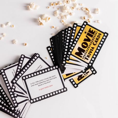 Quiz o filmach MOVIE TRIVIA CARDS prezent dla fana kina