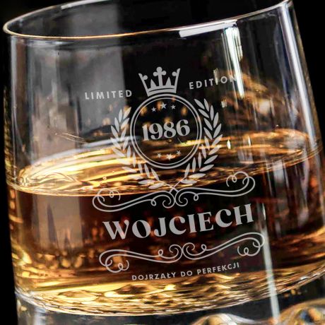 Grawerowana szklanka do whisky PREZENT NA 40 URODZINY DLA KOLEGI elegancka szklanka whisky
