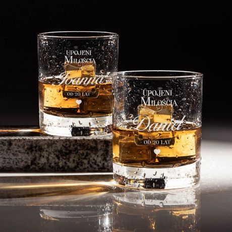 Grawerowane szklanki do whisky PREZENT NA 20 ROCZNIC� �LUBU DLA PRZYJACIӣ
