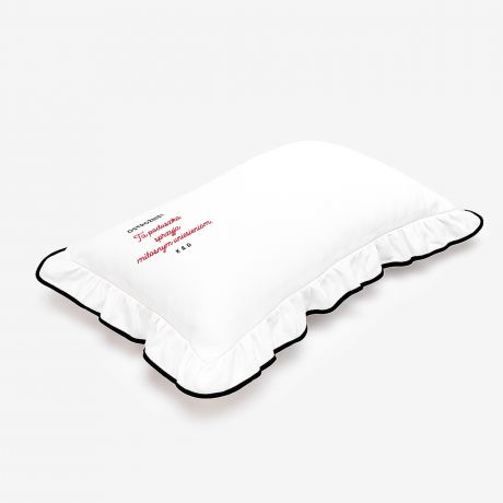 Haftowana poduszka z falbank� PREZENT DLA DZIEWCZYNY