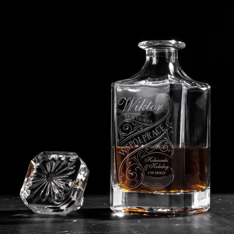 Karafka do whisky z grawerem ELEGANCKI PREZENT NA ODEJCIE Z PRACY