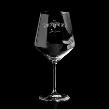 Grawerowany kieliszek do wina z imieniem DLA KOBIETY prezent dla kobiety kieliszek do wina z grawerem