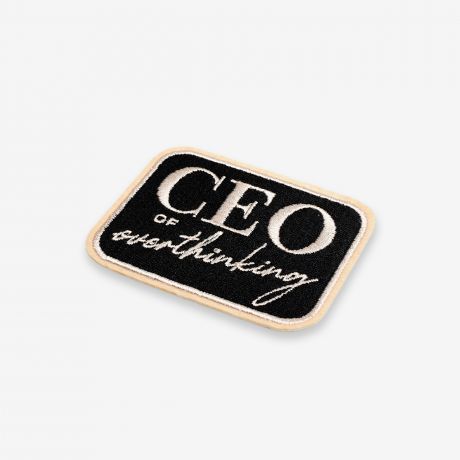 Naszywka CEO OF OVERTHINKING upominek dla my�liciela haftowana naszywka naszywka z napisem zabawny prezent
