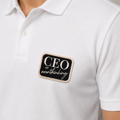 Naszywka CEO OF OVERTHINKING upominek dla my�liciela haftowana naszywka naszywka z napisem zabawny prezent