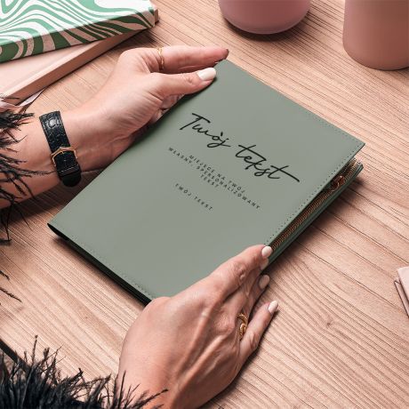 Grawerowany notatnik w wyjmowanej okadce TWJ TEKST prezent dla kobiety na 40 urodziny notes personalizowany dla nauczyciela