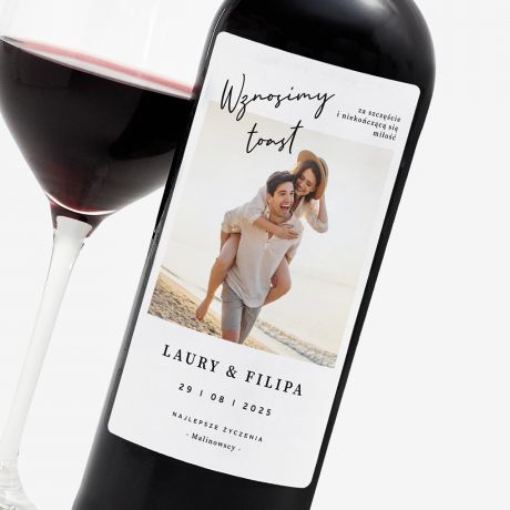 Personalizowane czerwone WINO DLA PARY MODEJ prezent dla pary prezent lubny wino na wesele prezent na lub