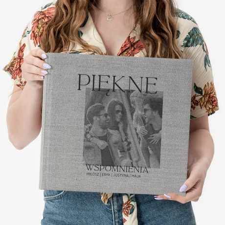 Personalizowany album rodzinny POMYS NA PREZENT URODZINOWY