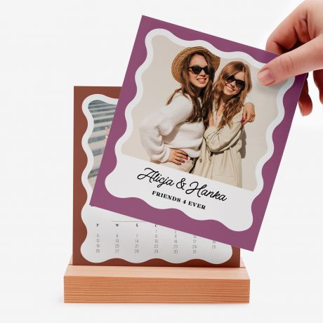 Personalizowany kalendarz na biurko ze zdjciami DLA PRZYJACIӣKI
