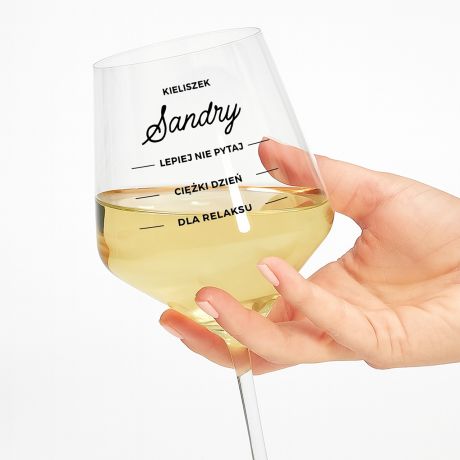 Personalizowany kieliszek do wina SKALA prezent dla niej kieliszek do wina personalizowany kieliszek z imieniem