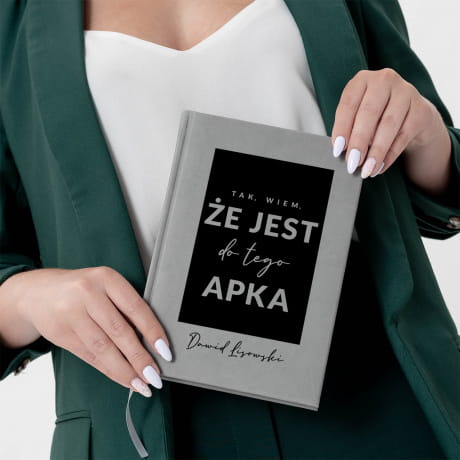 Personalizowany planner szary JEST DO TEGO APKA zabawny prezent