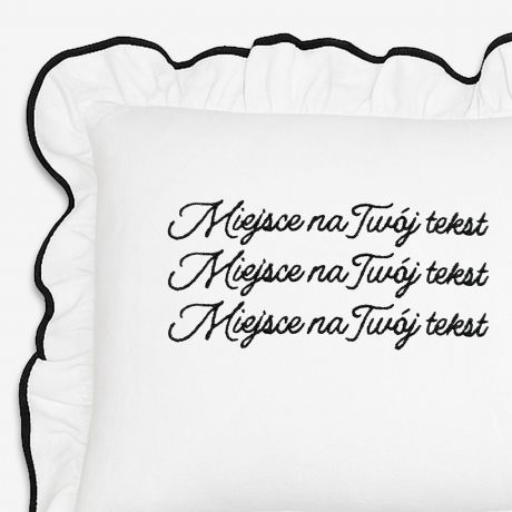 Dekoracyjna poduszka z haftem i falbank� TW�J TEKST
