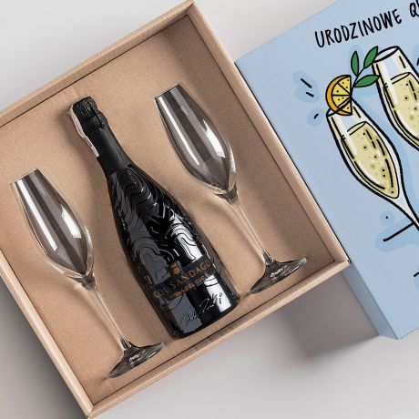 Prosecco z kieliszkami PREZENT NA URODZINY DLA PRZYJACIӣKI