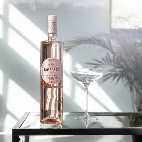 Personalizowana kartka i rowe wino dla przyjaciki Rosapasso