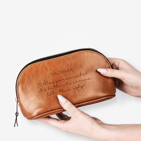 Sk�rzana kosmetyczka na kosmetyki SPӬNIENIE prezent dla kole�anki prezent dla kobiety personalizowana kosmetyczka