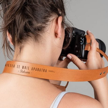 Skrzany pasek do aparatu NIEZA APARATKA prezent dla fotografa