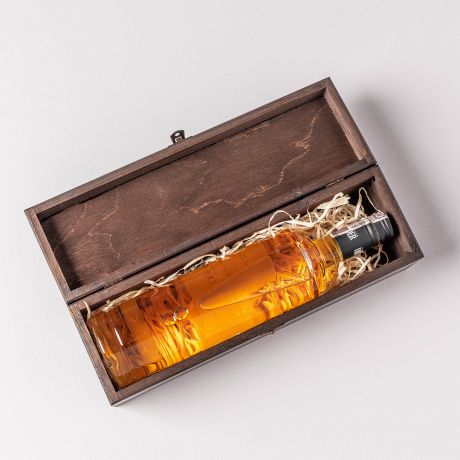 Personalizowana skrzynka na whisky PREZENT NA 50 URODZINY DLA BRATA