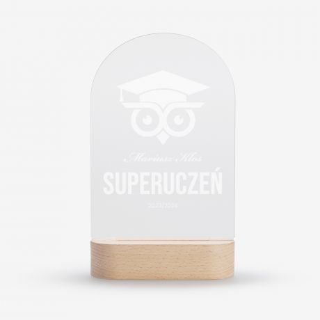 Podwietlana statuetka dla ucznia z grawerem SUPERUCZE