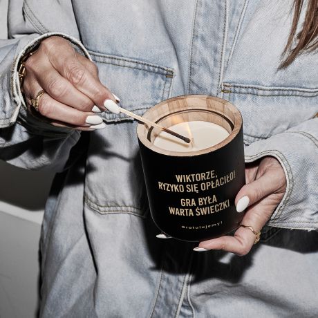 Grawerowana �wieca dla m�czyzny PREZENT GRATULACYJNY prezent dla m�czyzny �wieca z grawerem elegancki prezent