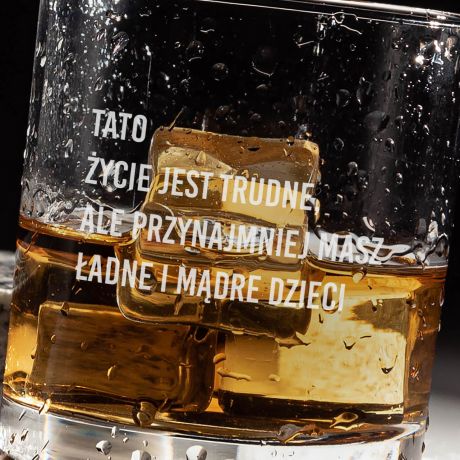 Grawerowana szklanka do whisky dla taty YCIE JEST TRUDNE