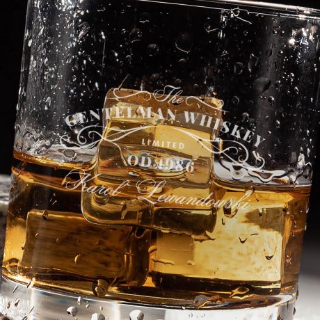 Oryginalna szklanka do whisky z grawerem PREZENT NA URODZINY MʯCZYZNY elegancka szklana whisky prezent urodzinowy