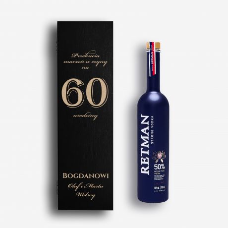 W�dka w skrzynce z grawerem ELEGANCKI PREZENT NA 60 URODZINY DLA MʯCZYZNY w�dka na prezent