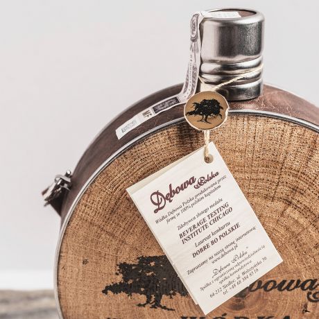 Alkohol w grawerowanej manierce DLA GRZYBIARZA