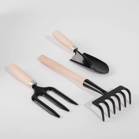 Zestaw narz�dzi ogrodowych w skrzynce CO POSIEJE TO URO�NIE