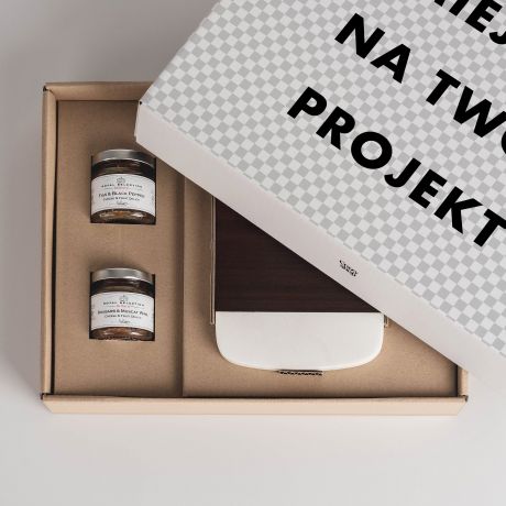 Zestaw prezentowy konfitury i deska do serw TWJ PROJEKT zestaw do serw deska do sera