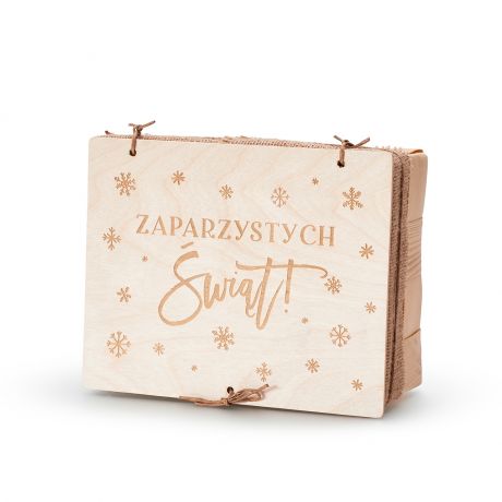 Box witeczny ZAPARZYSTYCH WIT herbata i kubek w koszyku
