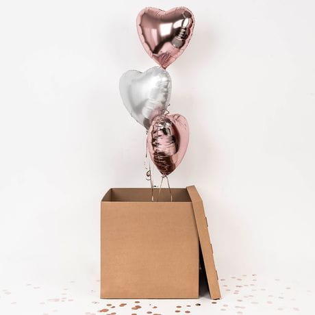 Balony w pudeku z kartk lubn PREZENT NA LUB