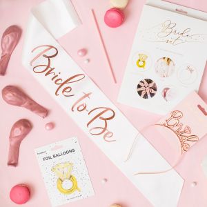 Akcesoria na wieczr panieski BRIDE TO BE