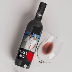 Czerwone wino na prezent ślubny ZAKOCHANI