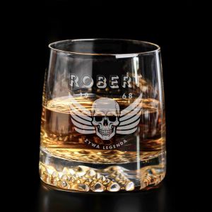 Grawerowana szklanka do whisky YWA LEGENDA prezent dla motocyklisty na urodziny