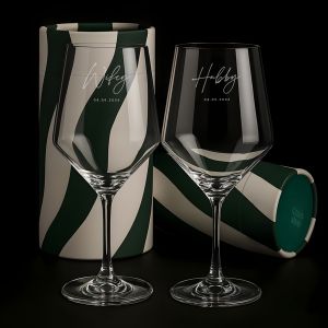 Grawerowane du�e kieliszki na �lub WIFEY & HUBBY