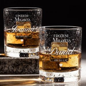 Grawerowane szklanki do whisky PREZENT NA 20 ROCZNIC� �LUBU DLA PRZYJACIӣ
