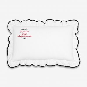 Haftowana poduszka z falbank� PREZENT DLA DZIEWCZYNY