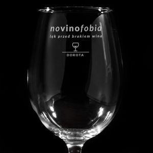 Kieliszek do wina personalizowany	NOVINOFOBIA pomysł na prezent dla koleżanki