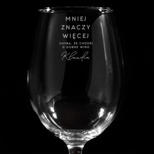 Kieliszek na wino z grawerem	PREZENT DLA MINIMALISTKI